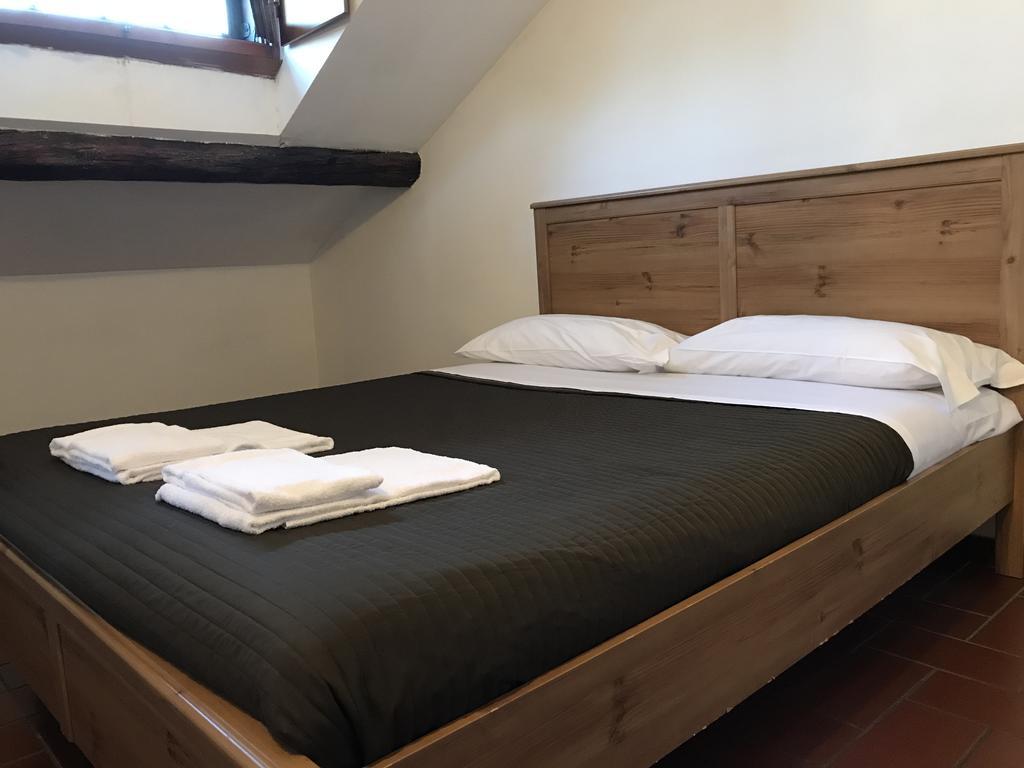 מילאנו Charming Apartment The Castle מראה חיצוני תמונה